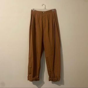 Doen Pleated Pant
